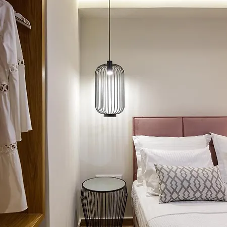 Queen Stella Luxury Homes Apartment