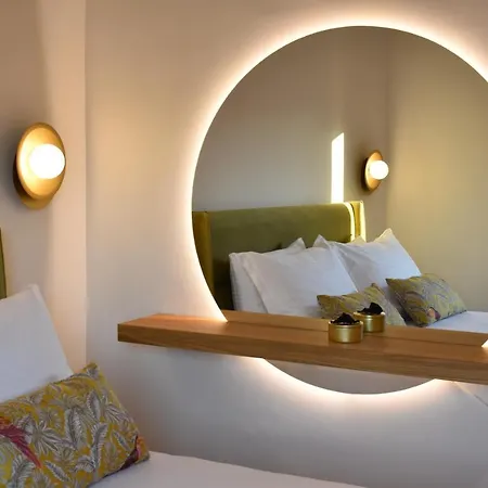 Queen Stella Luxury Homes - Adults Only! Апартаменты