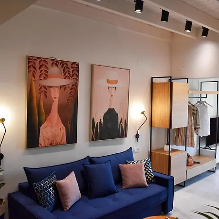 Queen Stella Luxury Homes - Adults Only! Διαμέρισμα