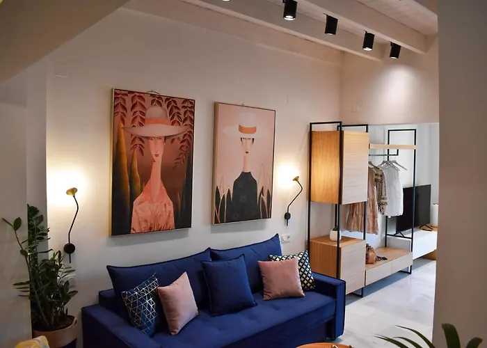 Queen Stella Luxury Homes - Adults Only! Apartament